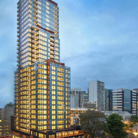 Top Floor Harbour View And Skytower View Apartment In Cbd 奥克兰 外观 照片
